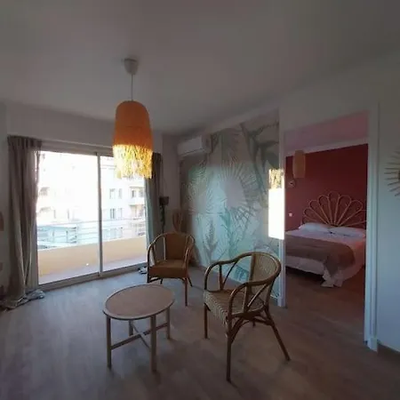 Joli 2 Pieces Tendance 5 Mns De La Apartment *
